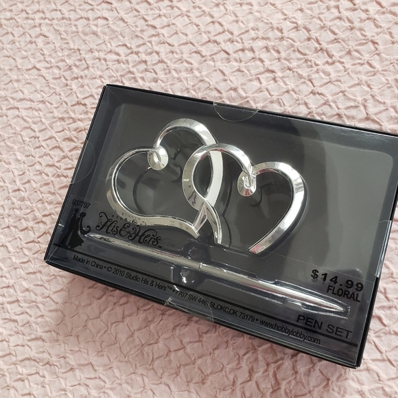 His&Hers Studio Wedding Pen set - Picture 4 of 6